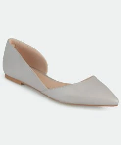 Journee Collection Women&apos;s Wide Width Cortni Flat