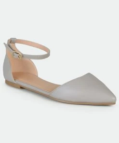 Journee Collection Women&apos;s Reba Flat