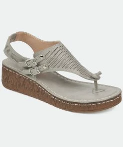 Journee Collection Women&apos;s Mckell Sandal