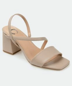 Journee Collection Women&apos;s Lirryc Pump