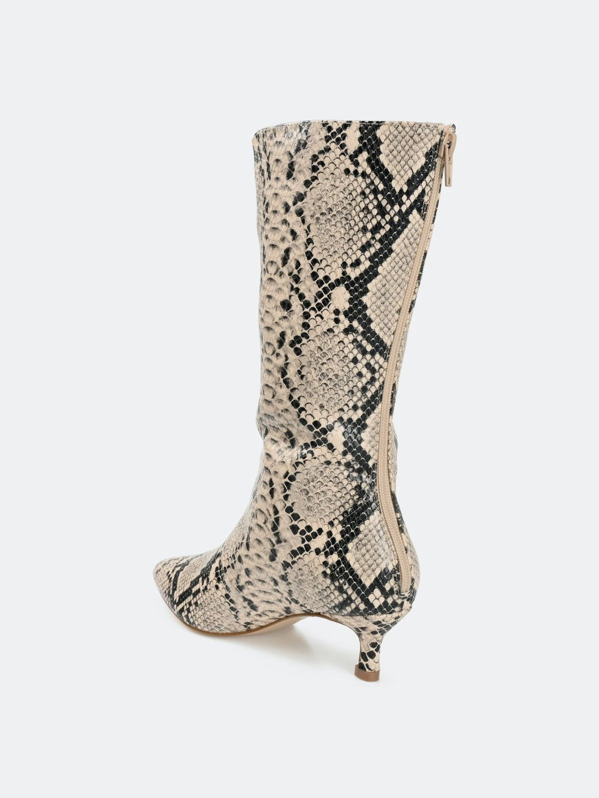 Journee Collection Women's Tru Comfort Foam Esperanza Boot - Image 8