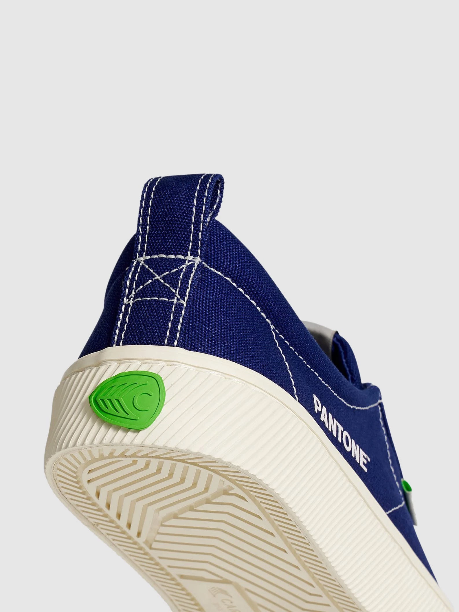 CARIUMA OCA Low Pantone Blueprint Canvas Contrast Thread Sneaker Women - Image 6