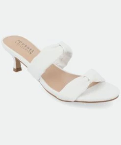 Journee Collection Women&apos;s Dyllan Pumps