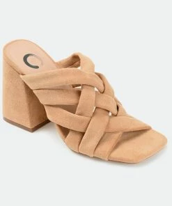 Journee Collection Women&apos;s Dorisa Pump