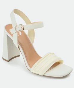 Journee Collection Women&apos;s Tru Comfort Foam Skiler Pump