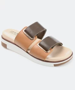 Journee Collection Women&apos;s Ashanti Sandal