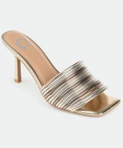 Journee Collection Women&apos;s Tru Comfort Foam Calliope Pump