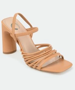 Journee Collection Women&apos;s Hera Pump