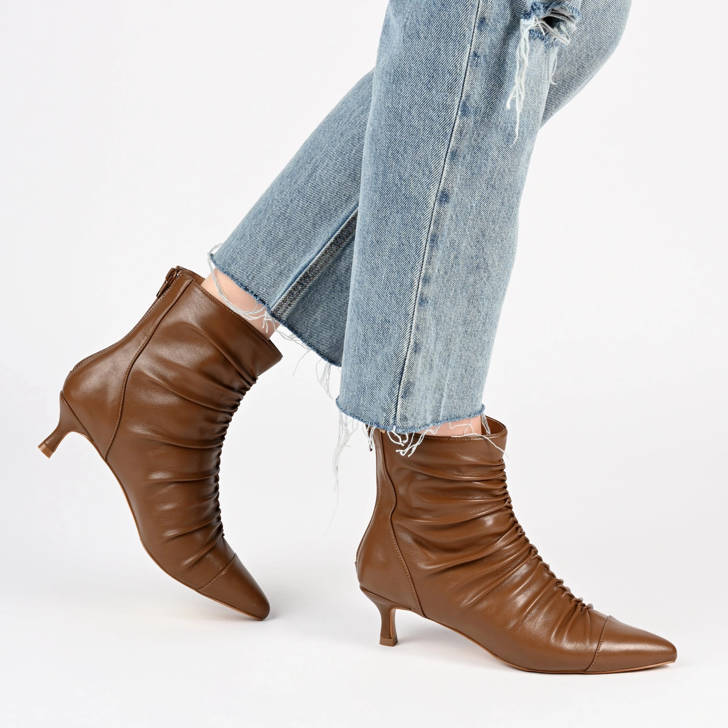 Journee Collection Women's Tru Comfort Foam Chevi Bootie - Image 9