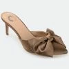 Journee Collection Women&apos;s Tiarra Pump