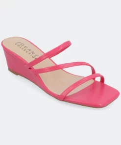 Journee Collection Women's Takarah Wedge Sandals