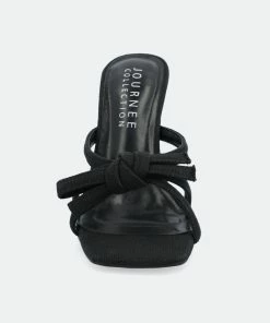 Journee Collection Women&apos;s Cilicia Pumps