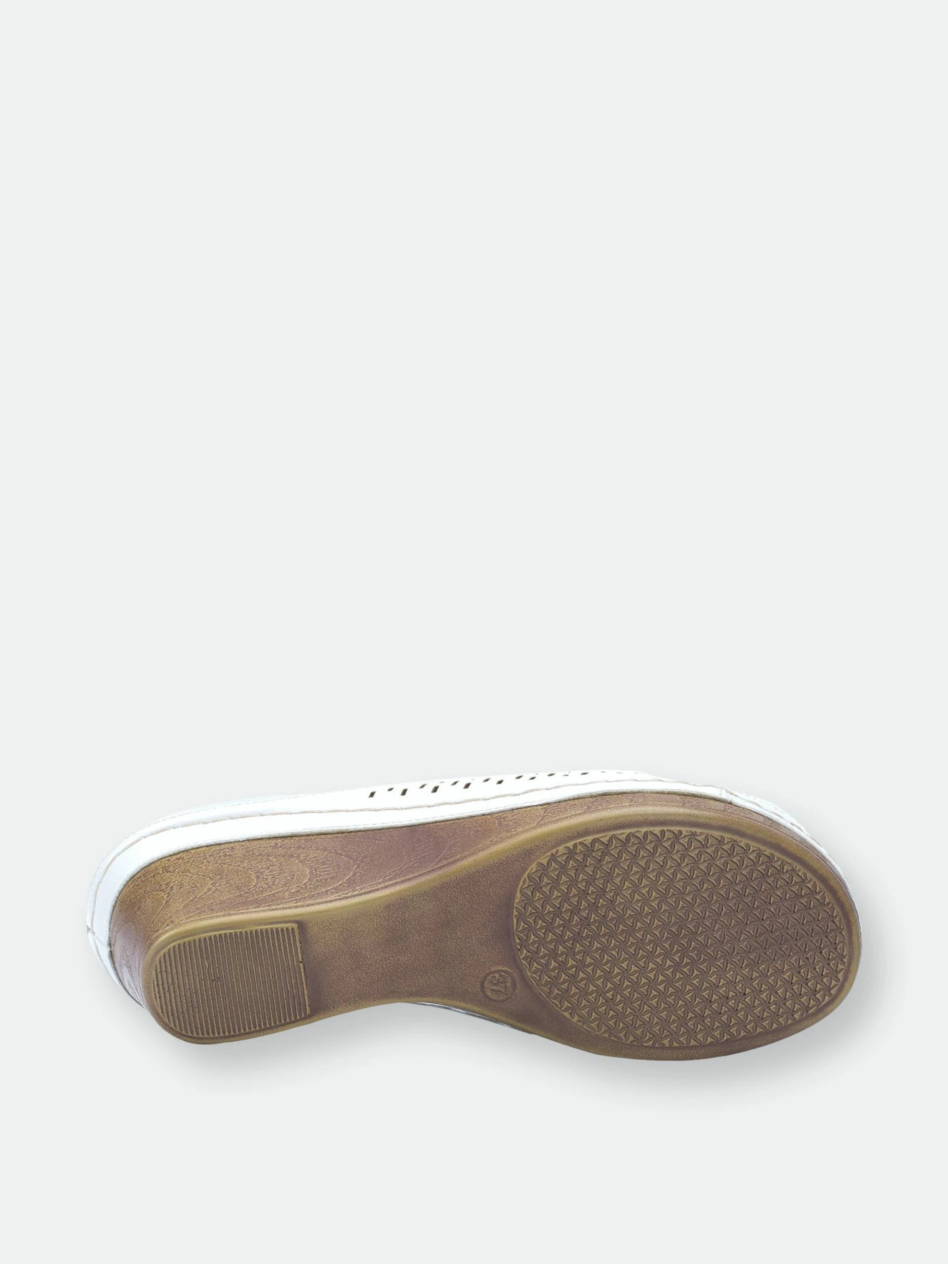 GC SHOES Juliet White Wedge Sandals - Image 5