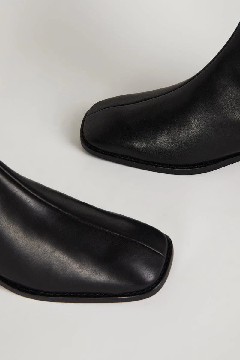 Intentionally Blank Tour Black - Image 4