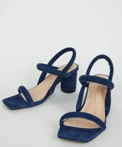 Intentionally Blank Kifton Sandal