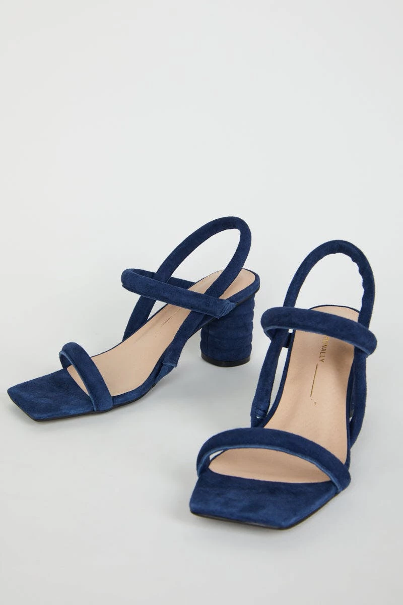 Intentionally Blank Kifton Sandal