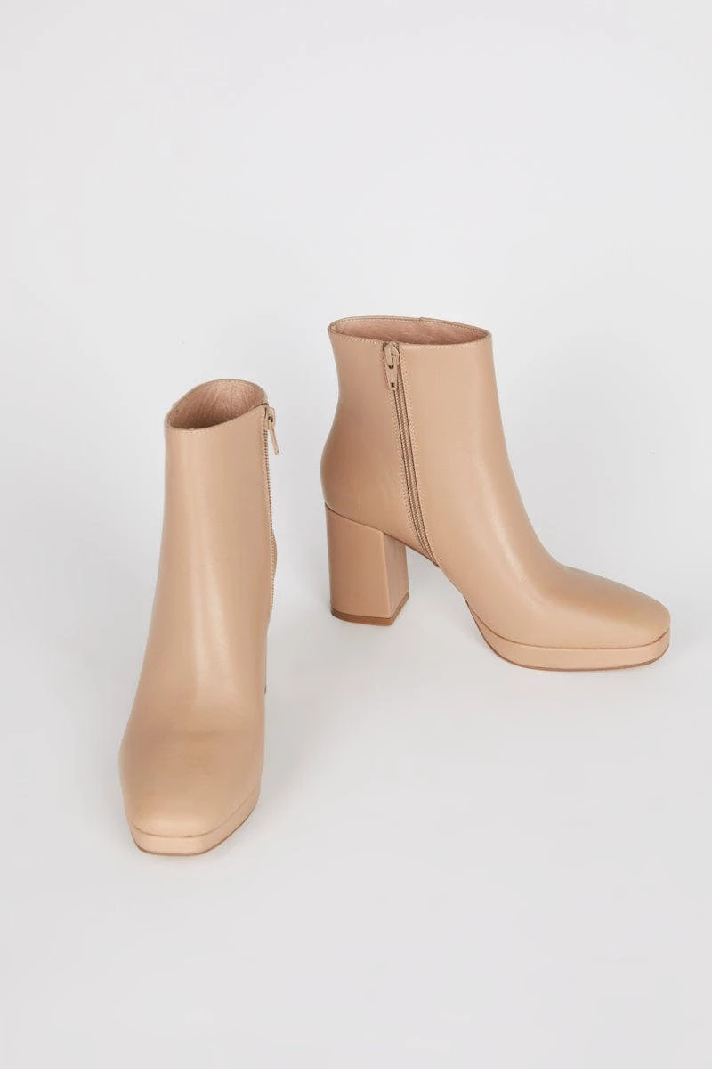 Intentionally Blank Rachel Heeled Boot Clay