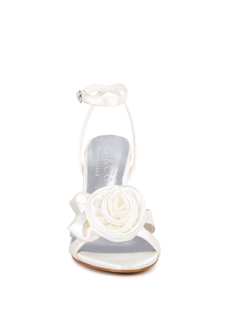 Rag & Co Haumet White Rose Bow Embellished Sandals - Image 3