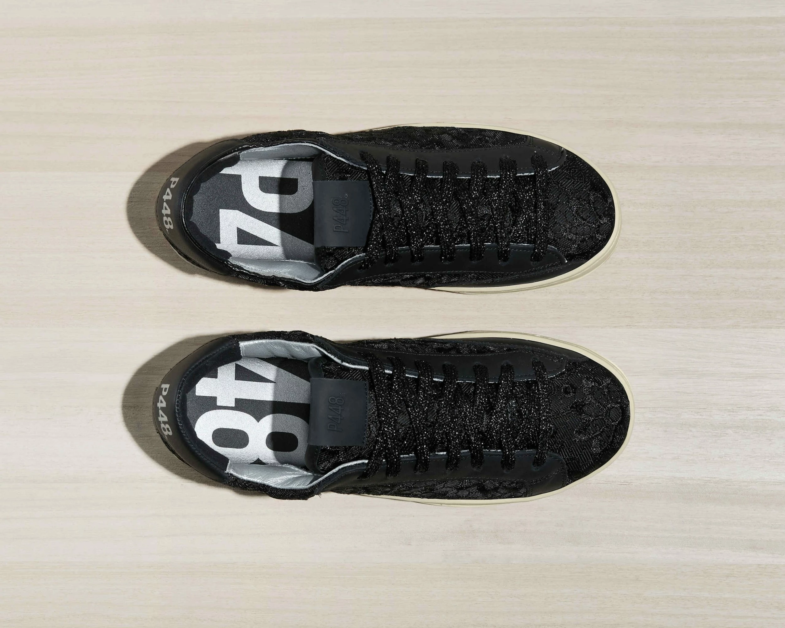 P448 John Mesh/Flower Sneaker - Image 2