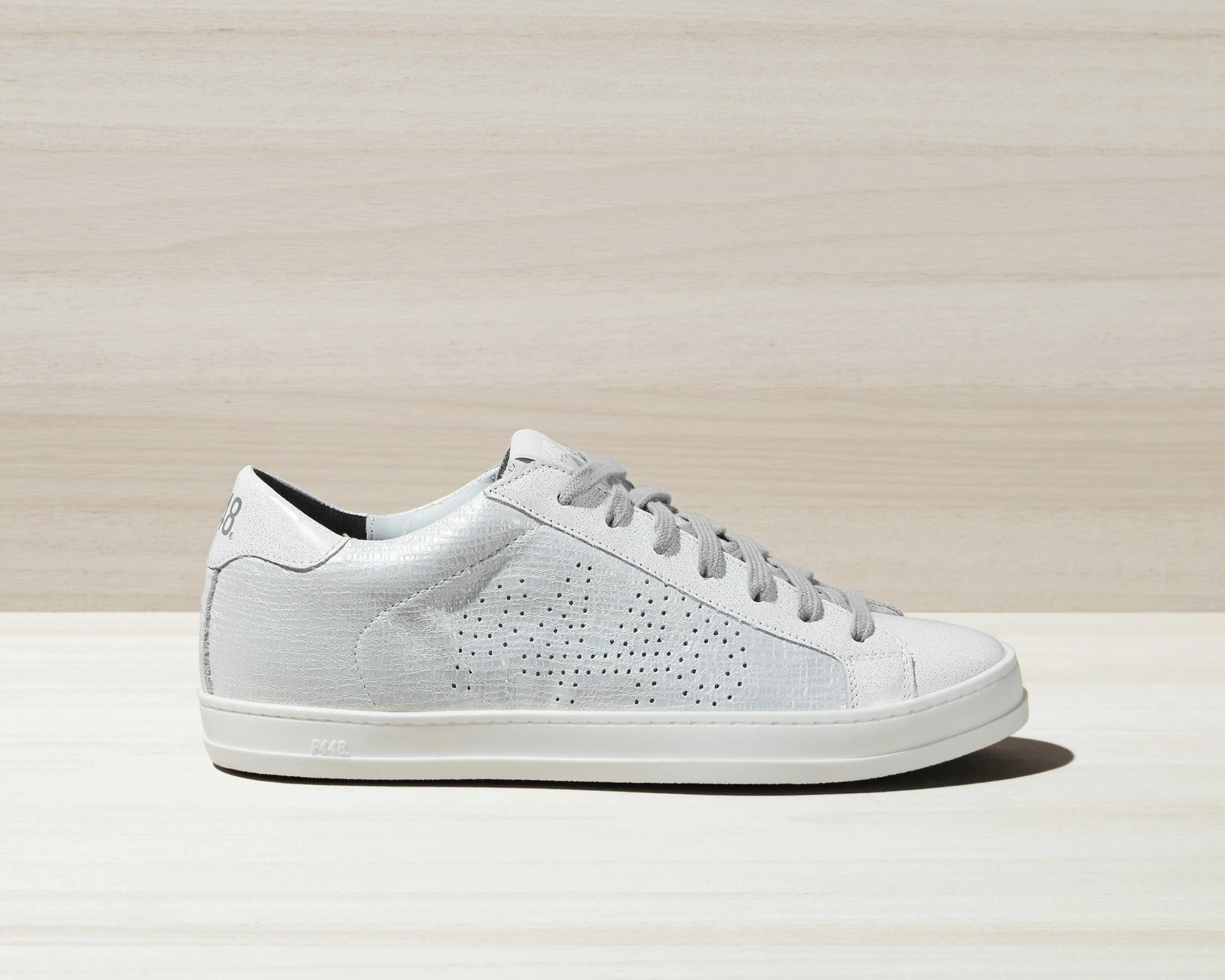 P448 John Pearl Sneaker