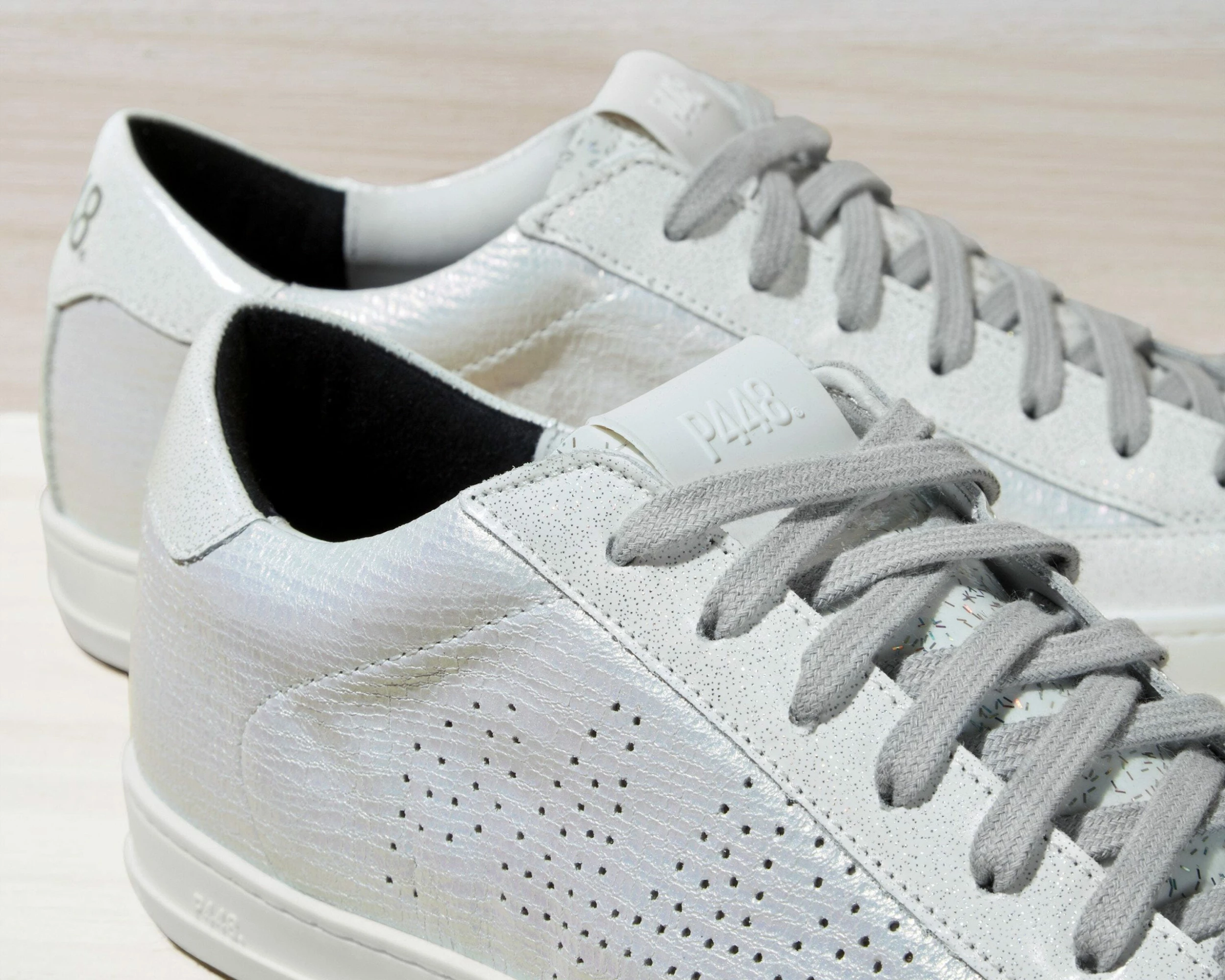 P448 John Pearl Sneaker - Image 3