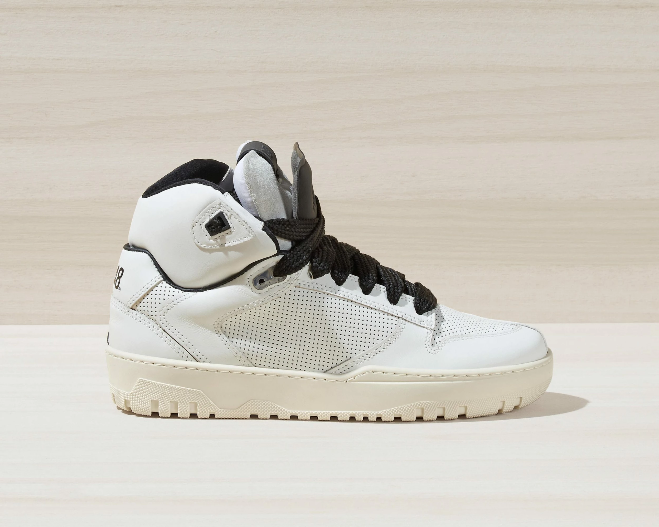 P448 Marvin Plus Perforated Sneakers