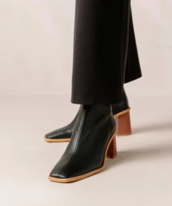 ALOHAS West Cape Corn Black Vintage Vegan