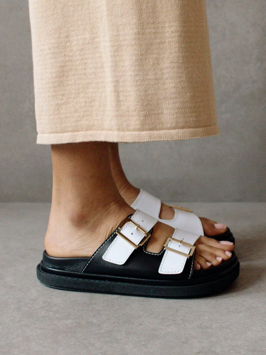 ALOHAS Buckle Strap Sandals - Image 7