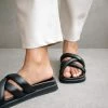 ALOHAS Slip On Cross
