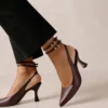 ALOHAS Louise Leather Pumps