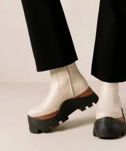 ALOHAS Sapphire Nutty Boots