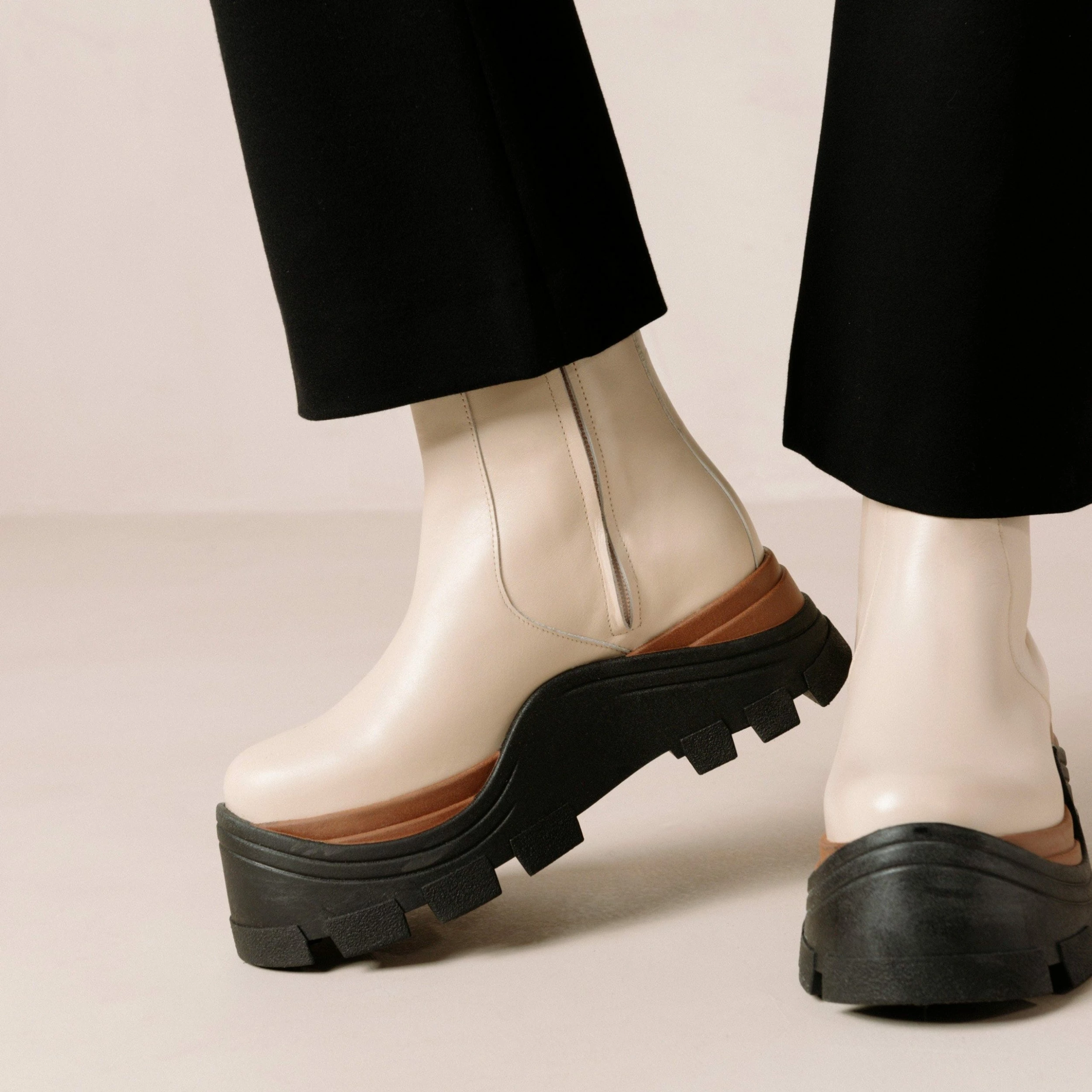 ALOHAS Sapphire Nutty Boots - Image 3