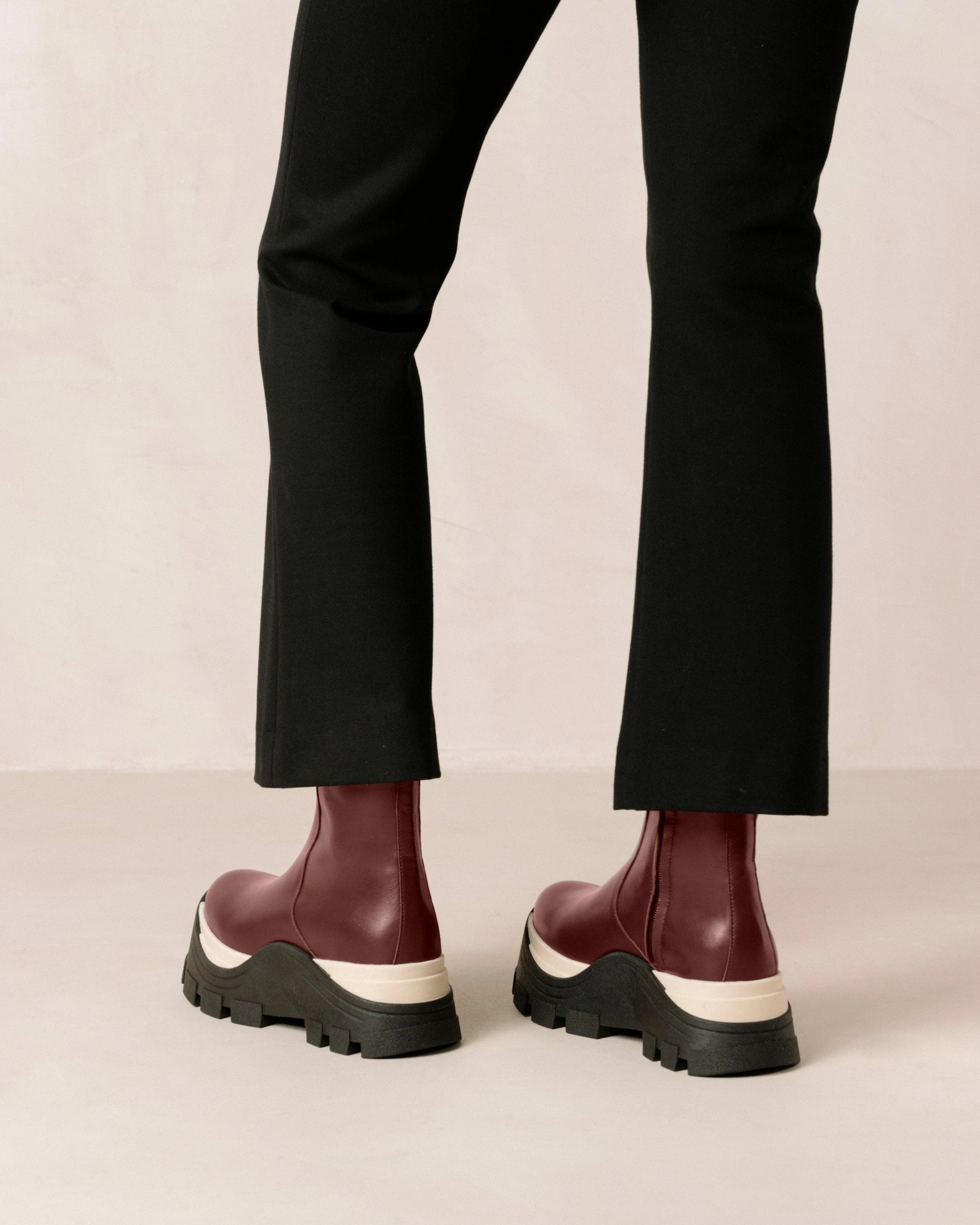 ALOHAS Sapphire Chess Boots - Image 4